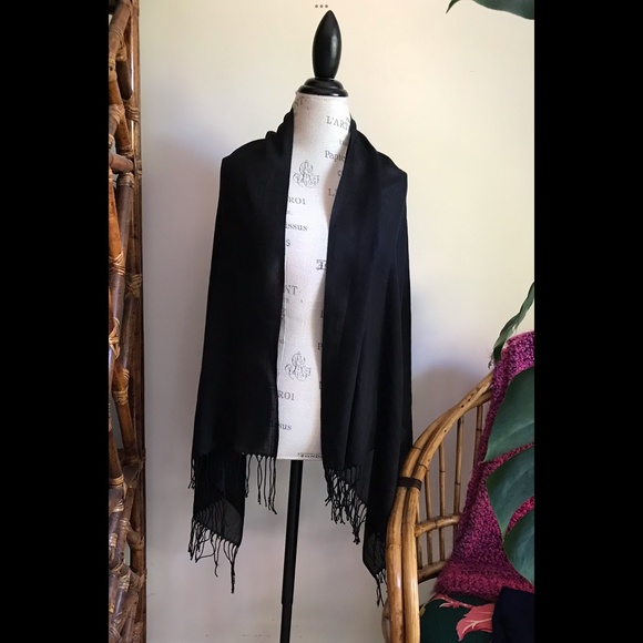 Fringed True Black Breathable Wrap Scarf Shawl Great for Vacation Day to Night - Picture 3 of 5